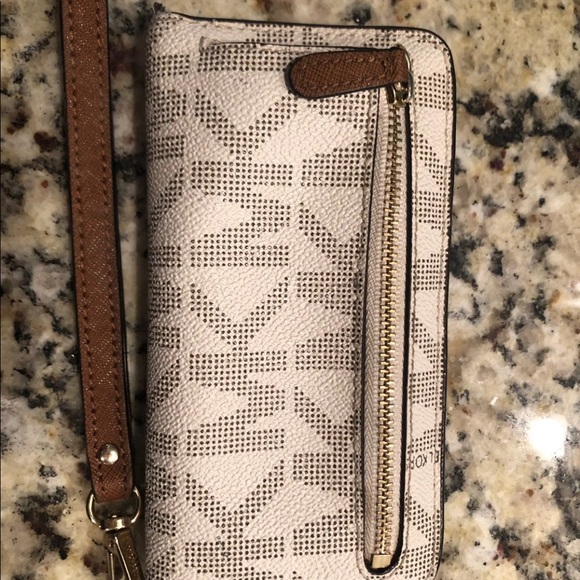 Wallet - Picture 3 of 3